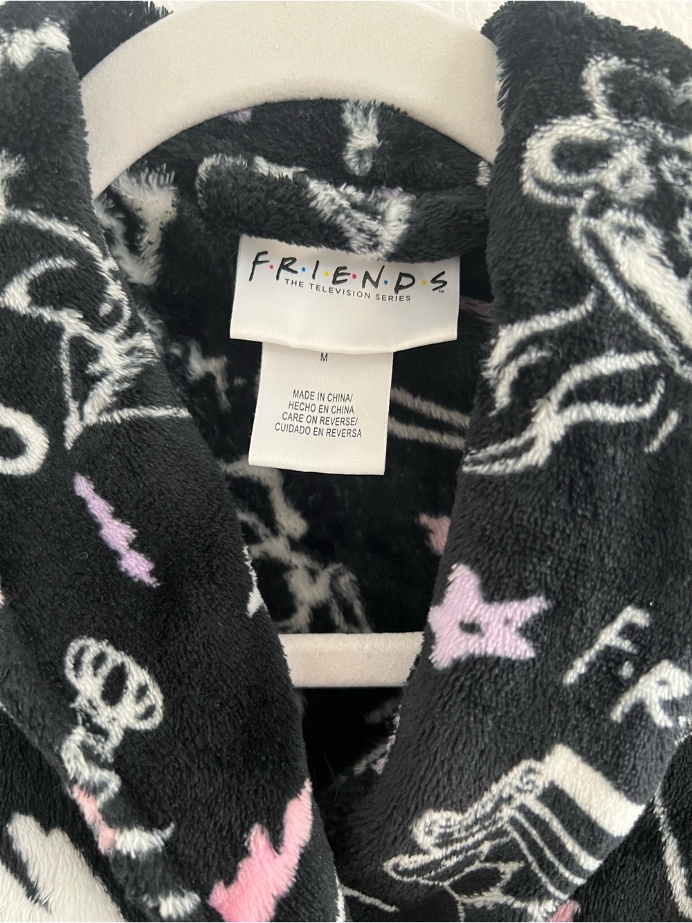 Sweater Subcategory Identification - Picture 2 of 9